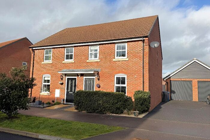 3 Bedroom Semi-Detached House For Sale In Titchener Way, Hook, Hampshire, RG27