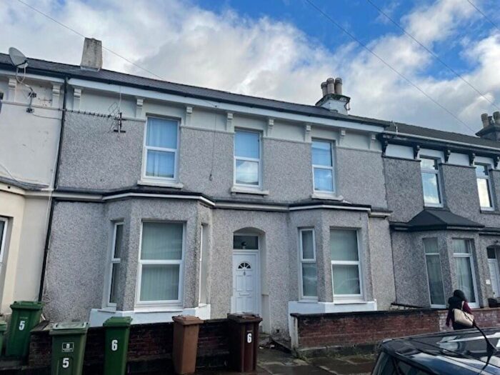 5 Bedroom Terraced House For Sale In Ilbert Street, Stonehouse. Letting Room Fully Let Hmo., PL1