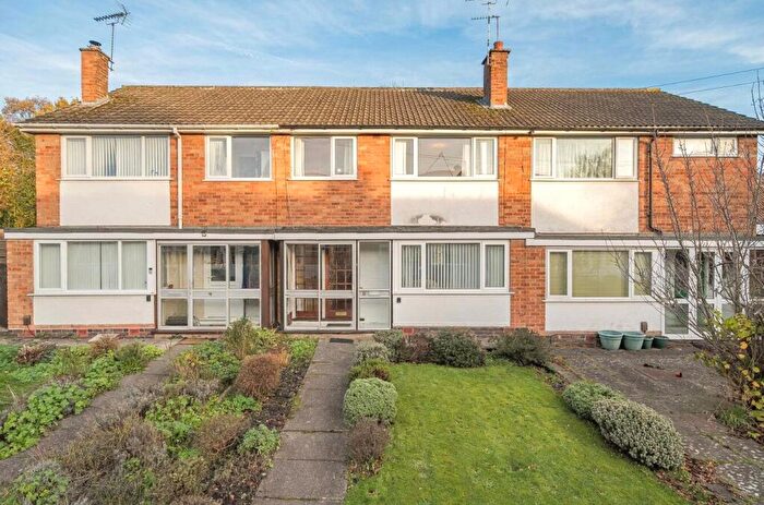 3 Bedroom Terraced House For Sale In Gedney Close, Shirley, Solihull, B90