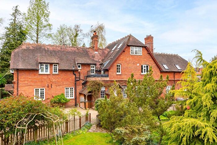 4 Bedroom Apartment For Sale In Mentmore, LU7