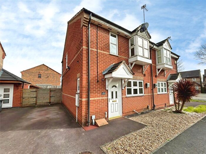 2 Bedroom Semi Detached House For Sale In Sands Close, Colwick, Nottingham, NG4