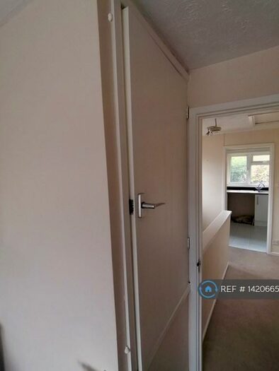 1 Bedroom Flat To Rent In Shergar Close, Gloucester, GL4