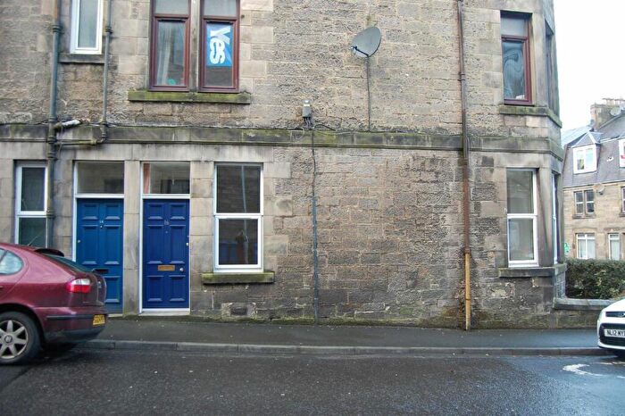 2 Bedroom Flat To Rent In Alexandra Street, Dunfermline, KY12