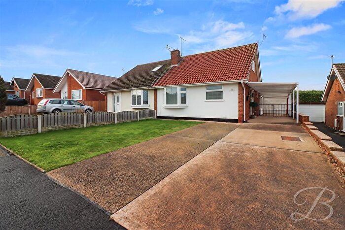 2 Bedroom Semi Detached Bungalow For Sale In Elliott Drive, Inkersall, Chesterfield, S43