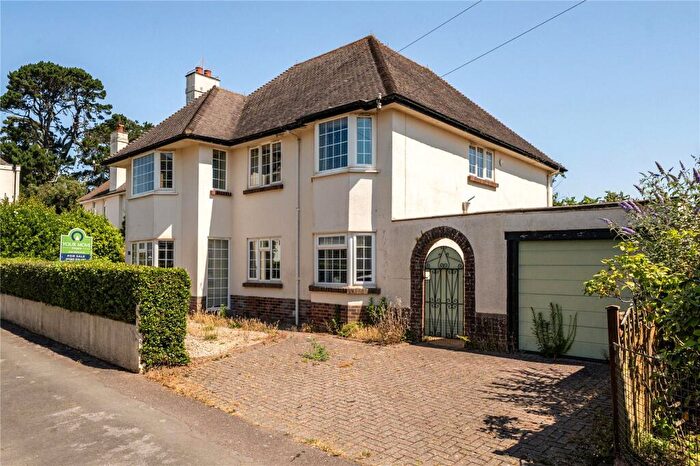 2 Bedroom Flat For Sale In Roselands, Sidmouth, Devon, EX10