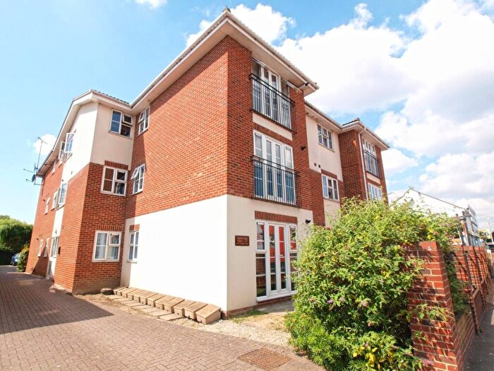 2 Bedroom Apartment To Rent In Castle Gate, London Road, Hadleigh, SS7