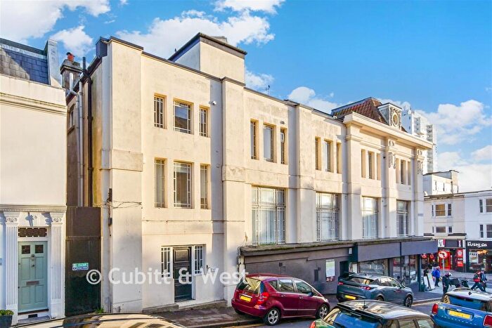 2 Bedroom Flat For Sale In Dean Street, Brighton, East Sussex, BN1