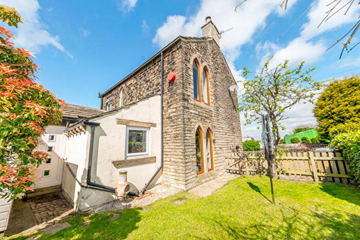 3 Bedroom Cottage For Sale In Two Fold Cottage, Huddersfield Road, Shelley, HD8