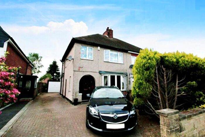 3 Bedroom Semi-Detached House For Sale In Rectory Road, Duckmanton, Chesterfield, S44