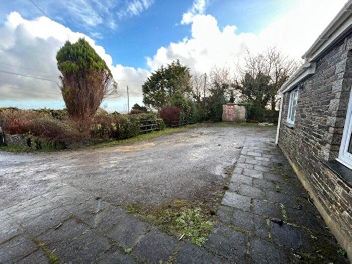 3 Bedroom Detached Bungalow To Rent In St. Clether, PL15