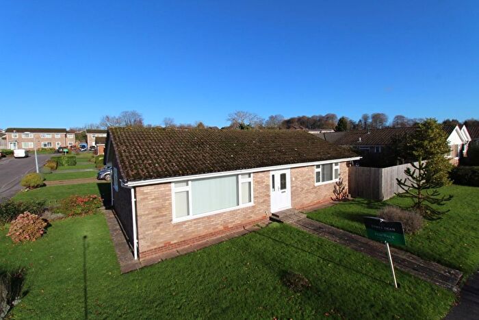 3 Bedroom Detached Bungalow For Sale In Pendre Gardens, Brecon, LD3