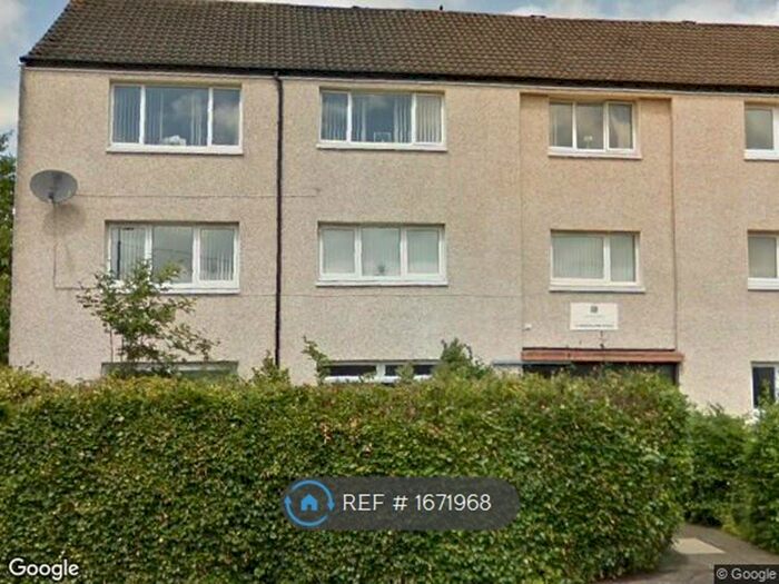3 Bedroom Flat To Rent In Brediland Road, Linwood, Paisley, PA3