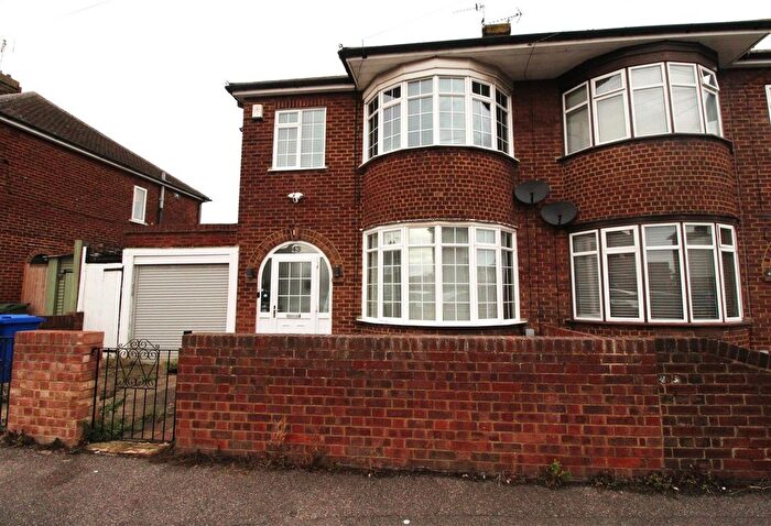 3 Bedroom Property For Sale In St. Helens Road, Sheerness, ME12