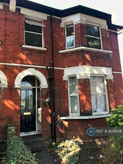 2 Bedroom Flat To Rent In St. Barnabas Road, Sutton, SM1