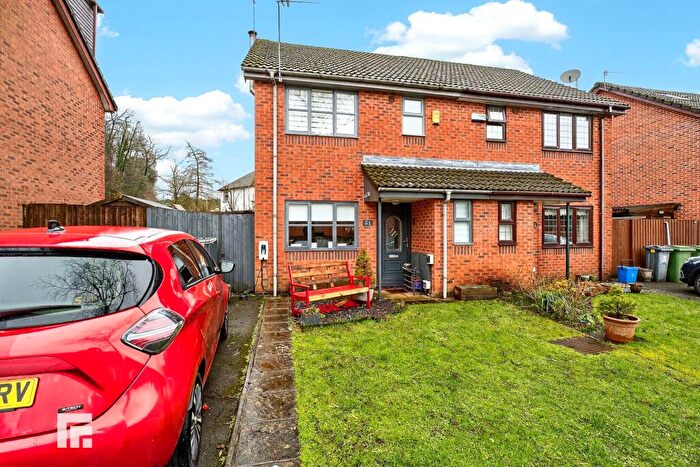 4 Bedroom Semi-Detached House For Sale In South Glade, Gwaelod-Y-Garth, CF15