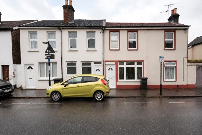 3 Bedroom Terraced House To Rent In Bensham Lane, Thornton Heath, CR7
