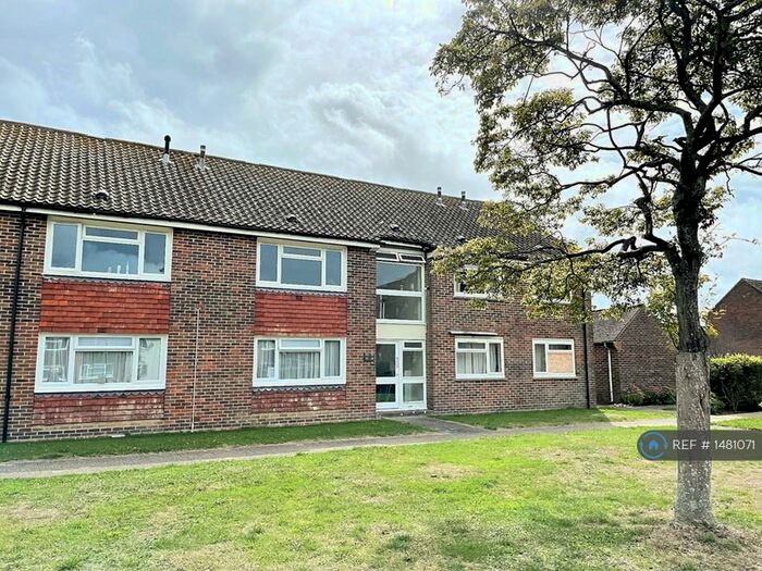 2 Bedroom Flat To Rent In Homefield Road, Emsworth, PO10