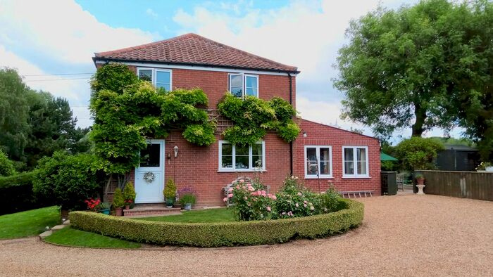 4 Bedroom Semi-Detached House For Sale In Snipe Cottage, Clopton, Woodbridge, Suffolk, IP13