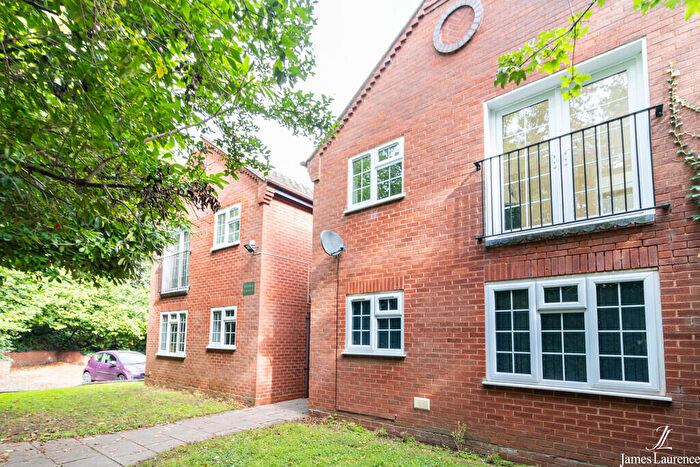 1 Bedroom Apartment To Rent In Pakenham Road, Edgbaston, B15