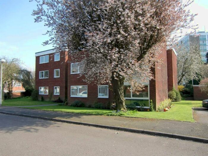 2 Bedroom Flat To Rent In Adare Drive, Styvechale, Coventry, CV3