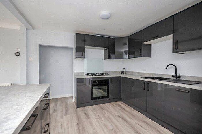 4 Bedroom Semi-Detached House For Sale In Abbey Road, Eastbourne, East Sussex, BN20
