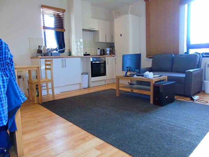 Studio To Rent In Garsington Road, Oxford, OX4