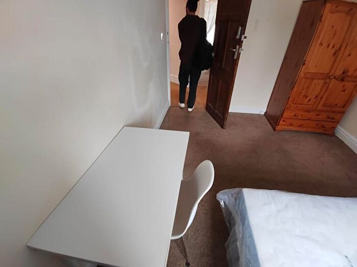 1 Bedroom House To Rent In Gloucester Road North, Bristol, BS7