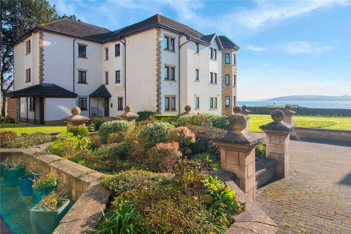 3 Bedroom Flat For Sale In Bowen Craig, Largs, North Ayrshire, KA30