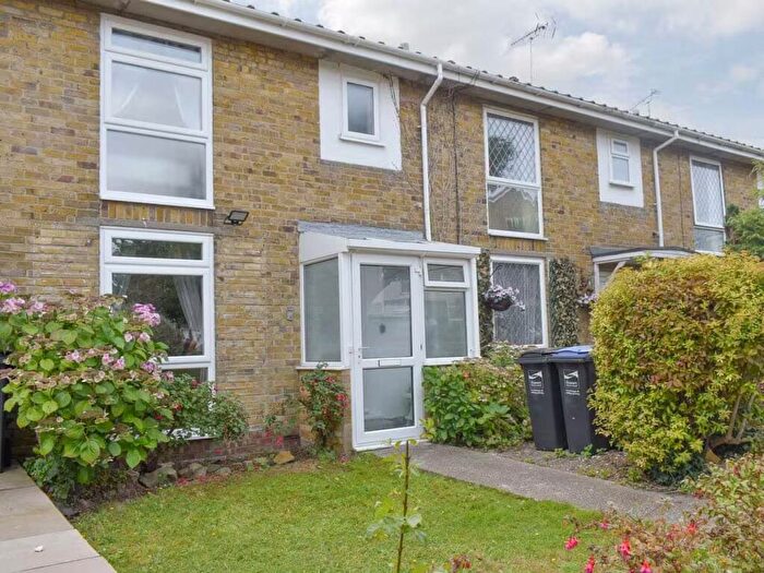 3 Bedroom Terraced House To Rent In Stone Gardens, Broadstairs, Kent, CT10