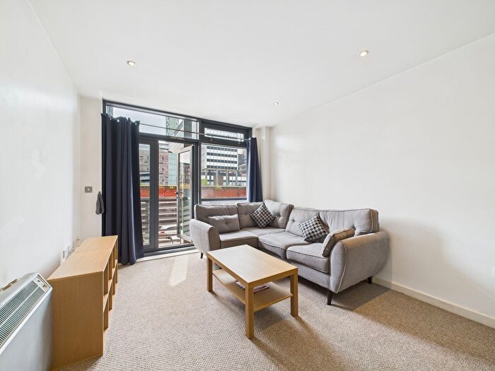 2 Bedroom Flat To Rent In Pall Mall, City Centre, Liverpool, L3