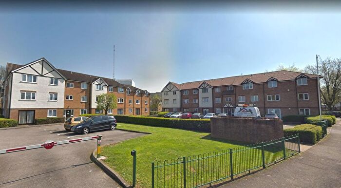 1 Bedroom Flat To Rent In Goosander Court, Raven Close, Colindale, London, NW9