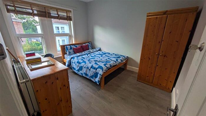 1 Bedroom Property To Rent In Cromwell Road, Southampton, Hampshire, SO15
