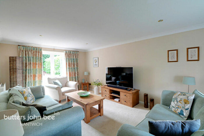 5 Bedroom Detached House For Sale In Pear Tree Field, Nantwich, CW5