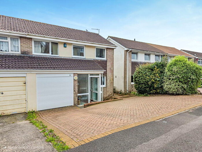 4 Bedroom Semi-Detached House For Sale In Huxham Close, Plymouth, PL6