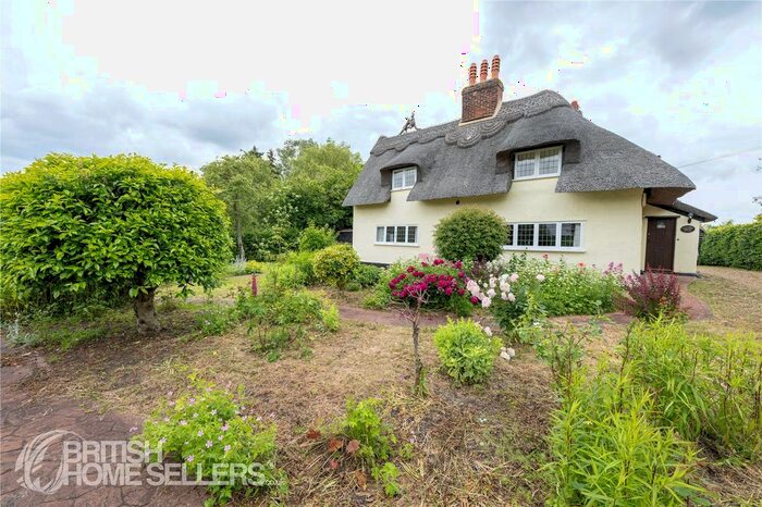 4 Bedroom Detached House For Sale In Burton End, West Wickham, Cambridge, Cambridgeshire, CB21