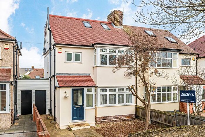 4 Bedroom Semi-Detached House For Sale In Nelson Road, Whitton, TW2