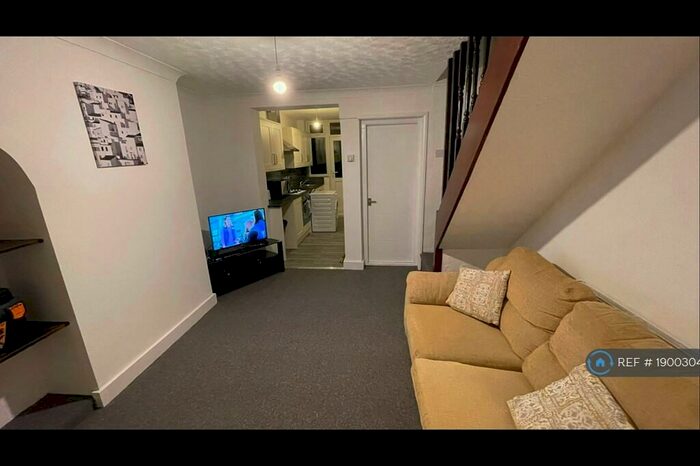 4 Bedroom Terraced House To Rent In Perryfield Street, Maidstone, ME14