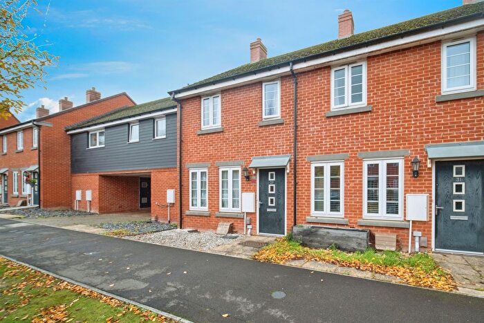 2 Bedroom Terraced House For Sale In Hutchins Way, Basingstoke, RG24
