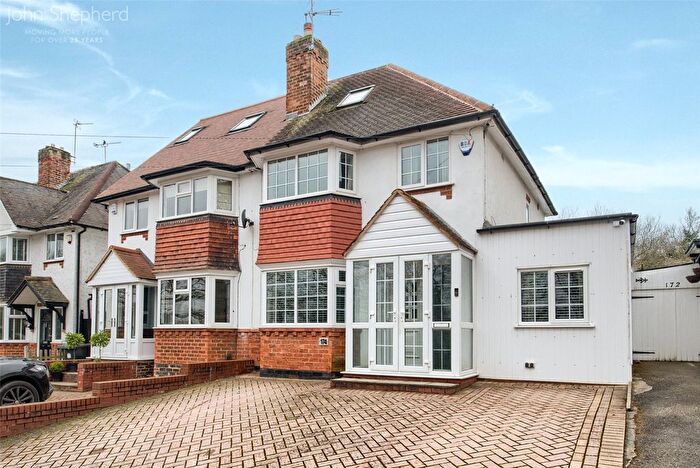 4 Bedroom Semi-Detached House For Sale In Widney Manor Road, Solihull, West Midlands, B91