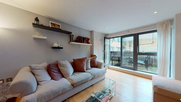 2 Bedroom Flat To Rent In William Road, NW1