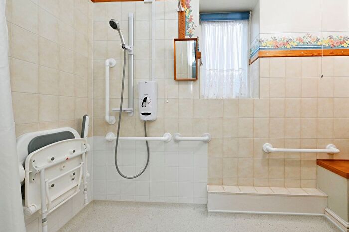 2 Bedroom Flat For Sale In Valentine Court, Hunstanton, Norfolk, PE36