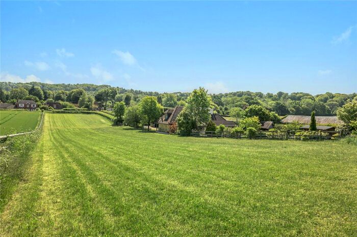 4 Bedroom Detached House For Sale In Dundridge Lane, Bishops Waltham, Hampshire, SO32