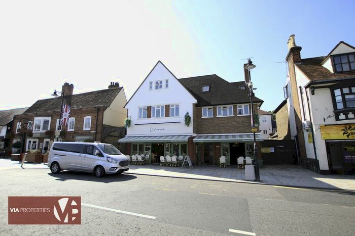 2 Bedroom Flat To Rent In High Street, Hoddesdon, EN11