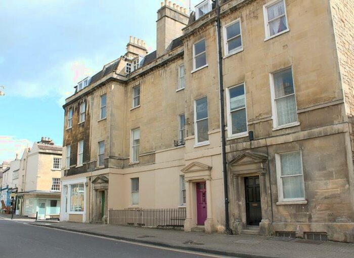 1 Bedroom Apartment To Rent In Julian Road, BA1