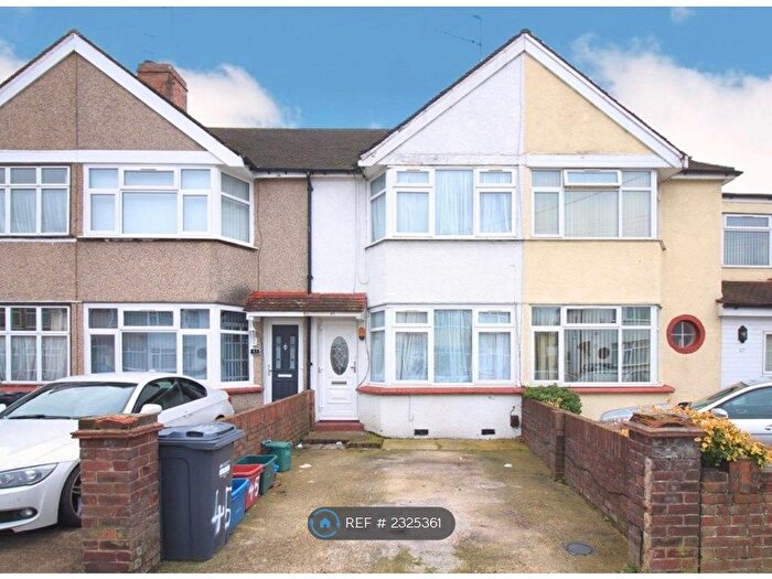 2 Bedroom Terraced House To Rent In Guildford Avenue, Feltham, TW13