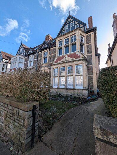 2 Bedroom Flat To Rent In Henleaze Gardens – First Floor Flat Ref, BS9