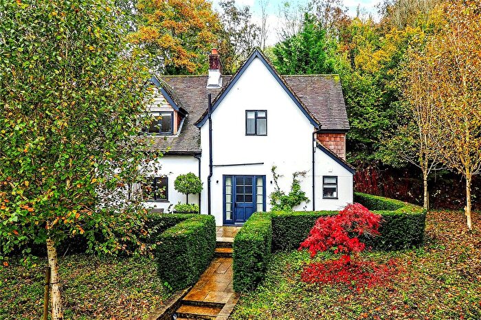 3 Bedroom Detached House To Rent In Bradshott Farm, Bradshott, Blackmoor, Liss, GU33