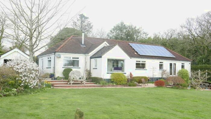 4 Bedroom Detached Bungalow For Sale In Bere Alston, Yelverton, Devon, PL20