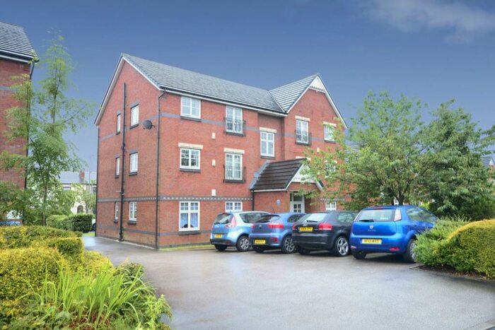 2 Bedroom Flat To Rent In Dixon Green Drive, Farnworth, Bolton, BL4
