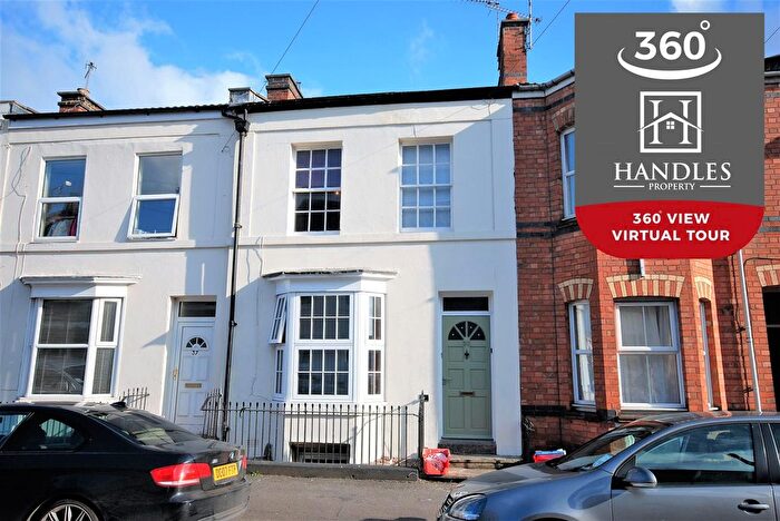 5 Bedroom Flat To Rent In George Street, Leamington Spa, CV31